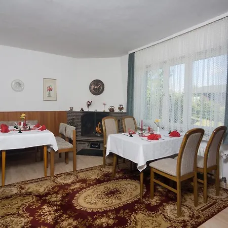 Gastehaus Henties * برونلاغ