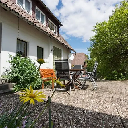 Gastehaus Henties شقة *