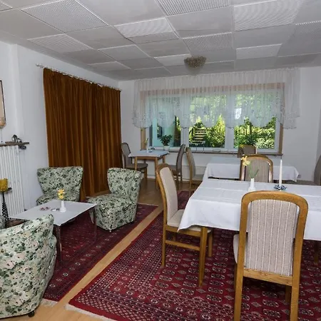 Gastehaus Henties شقة