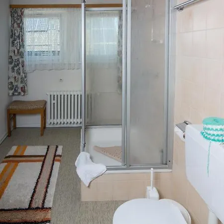 Gastehaus Henties شقة *